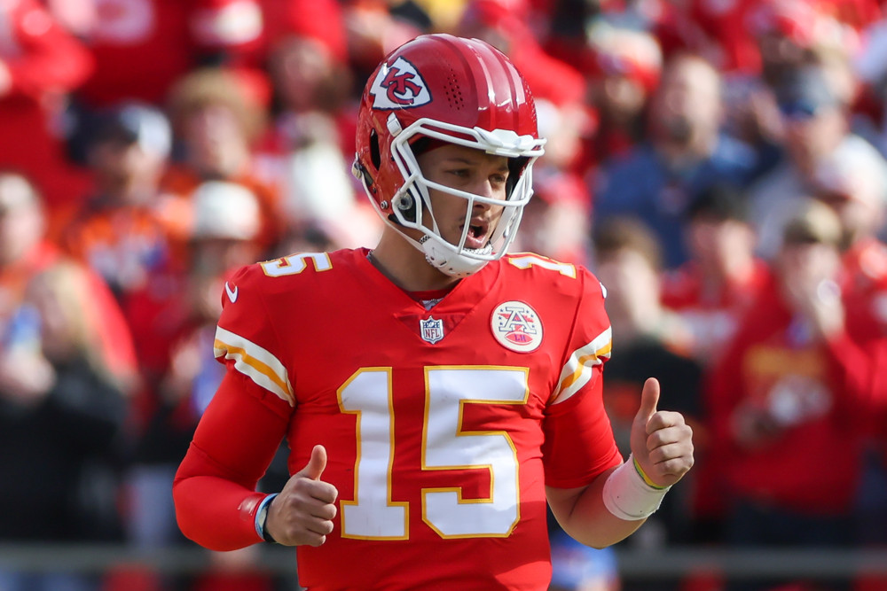 Week 7 Quarterback Preview: Should You Bench Patrick Mahomes?