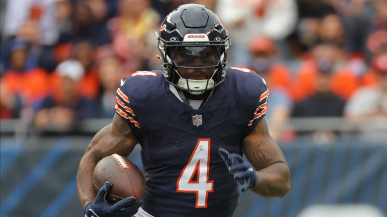 D'Andre Swift looks like a safer Week 5 fantasy football option with Kyle Monangai out.