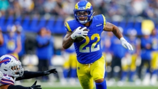 Blake Corum tops our Week 11 pickups